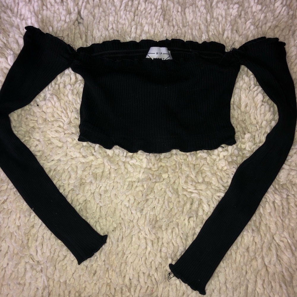 Verge Girl Off the Shoulder Crop Top
